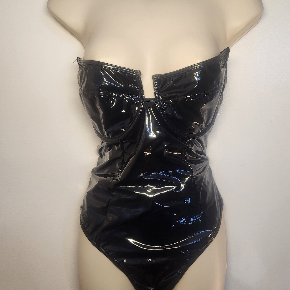 Leather Look Cupped Bodysuit- Size M/L (No Tags) - Great Condition
